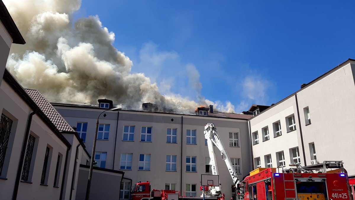 Grodzisk Mazowiecki. Pożar w szkole w trakcie matur