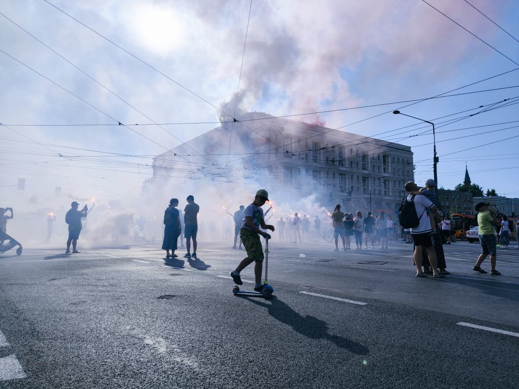 Minuta ciszy dla bohaterów. Warszawa w 80. rocznicę powstania